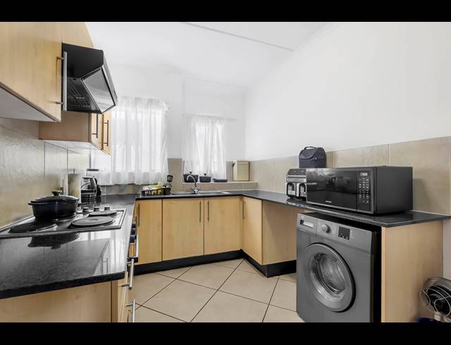 2 BEDROOM APARTMENT FOR SALE IN FERNDALE